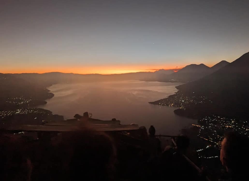 sonnenaufgang_am_lage_de_atitlan